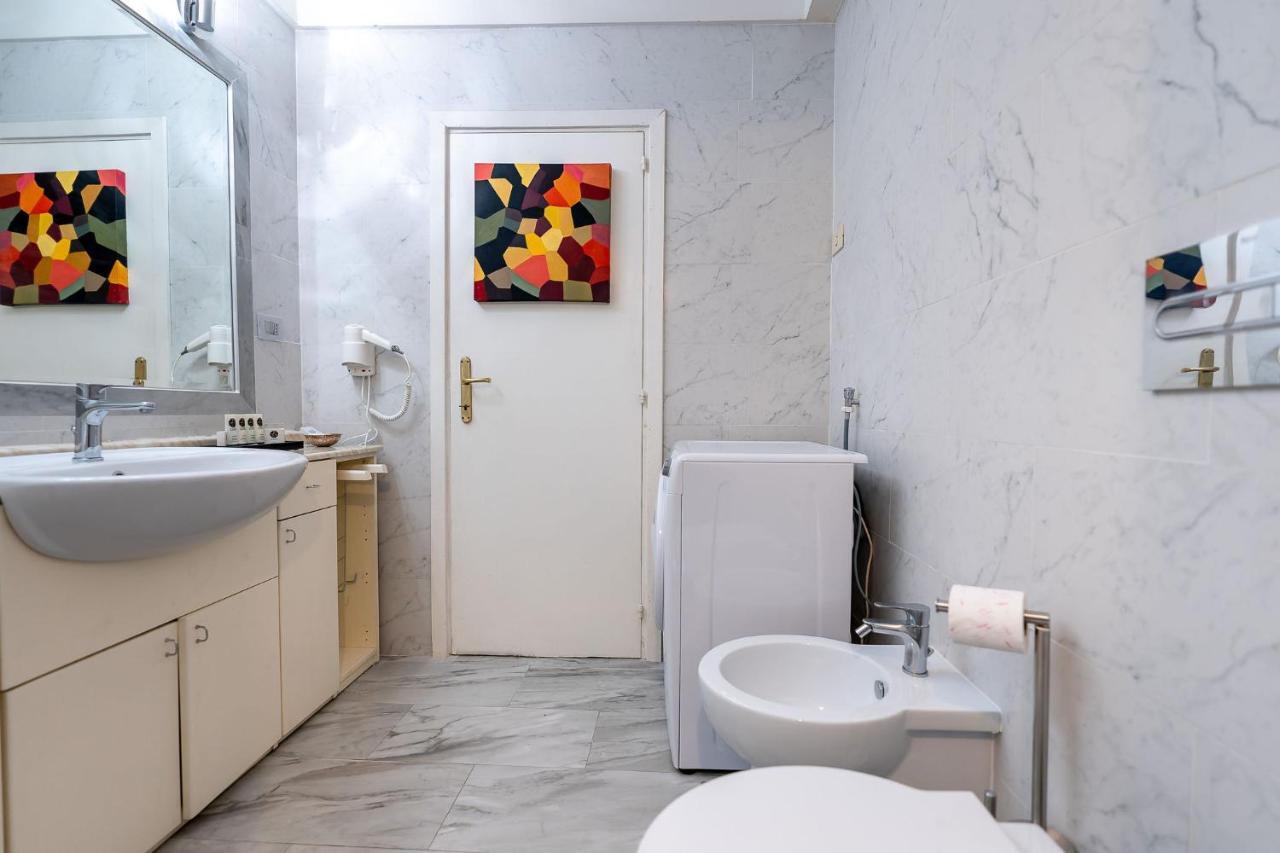 Apartment Piazza Del Popolo Mono Rom